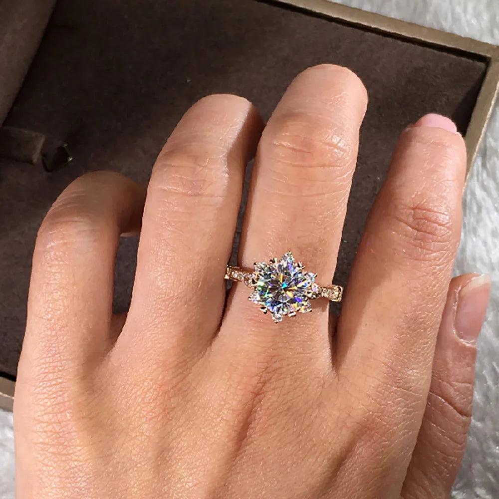 18K Rose Gold Moissanite Flower Ring