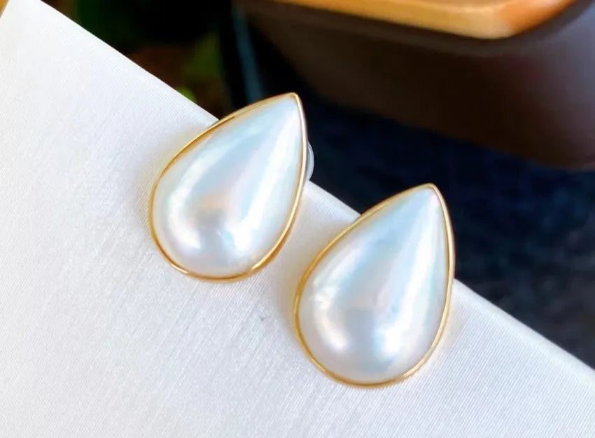 18K Gold Teardrop Pearl Earrings