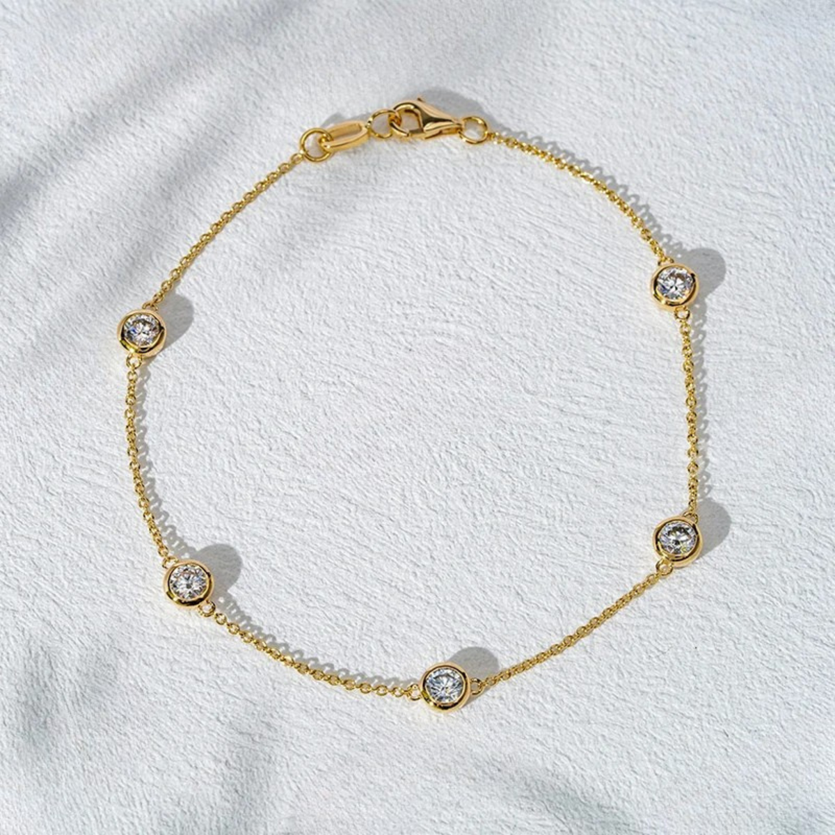 18K Gold Lab Diamond Bracelet (3.8mm Stone)